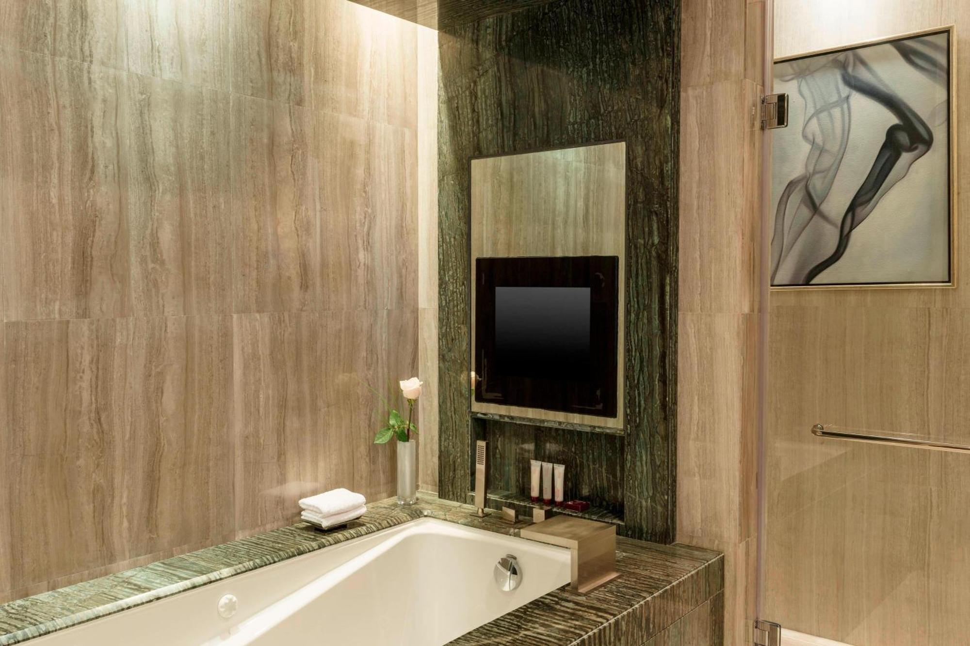 מנאמה Le Meridien City Centre Bahrain מראה חיצוני תמונה Bathroom