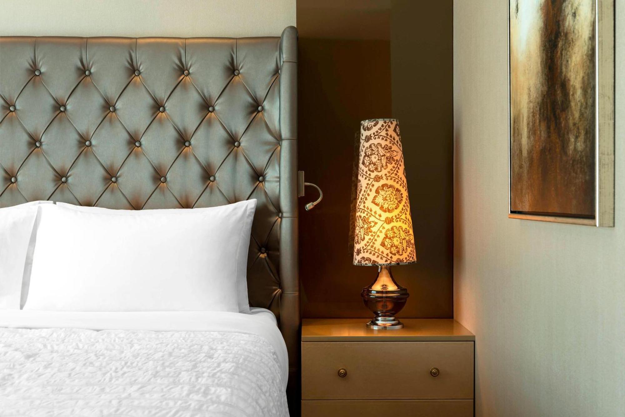 מנאמה Le Meridien City Centre Bahrain מראה חיצוני תמונה A lava lamp