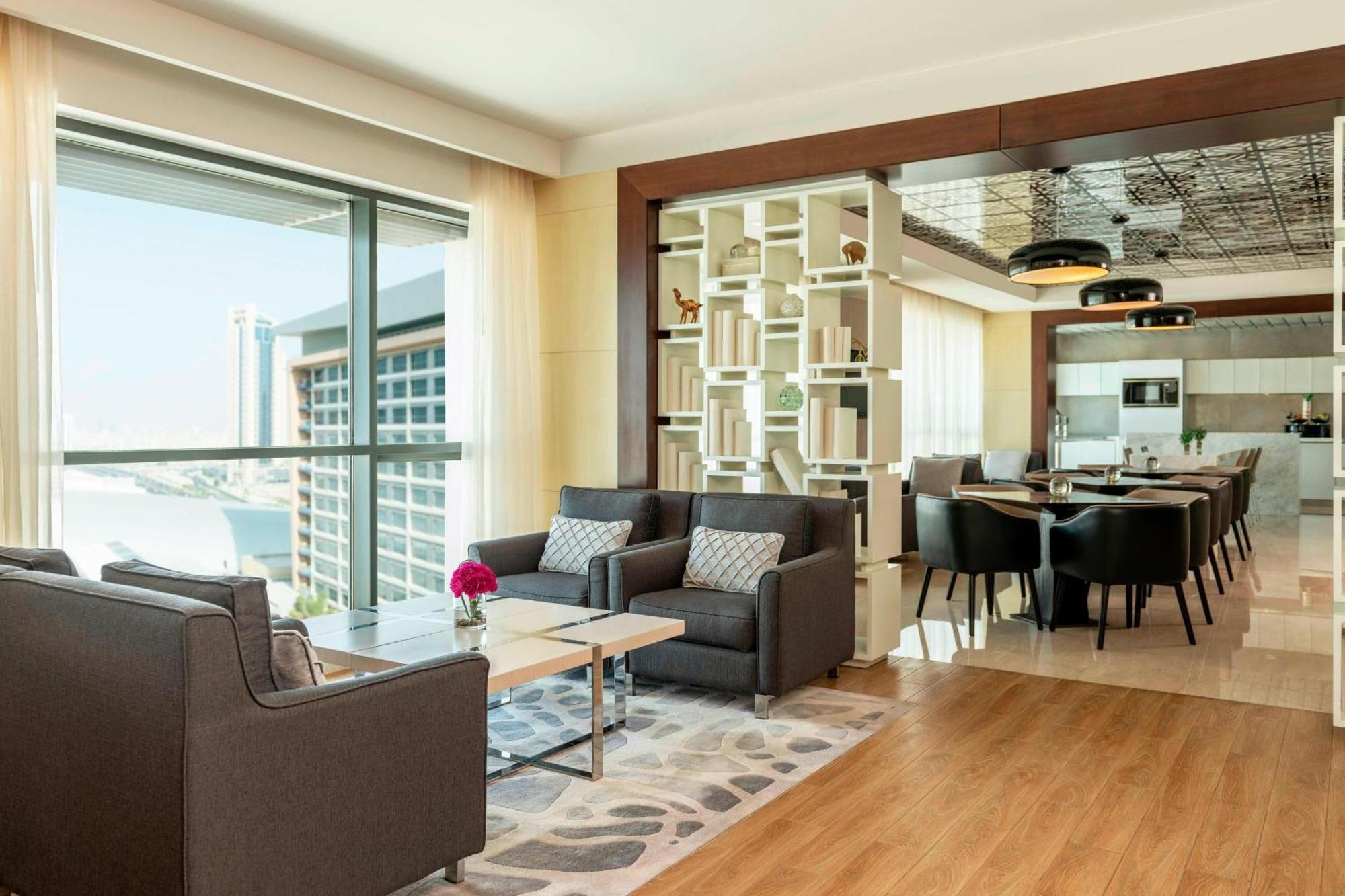 מנאמה Le Meridien City Centre Bahrain מראה חיצוני תמונה Club Lounge at the hotel